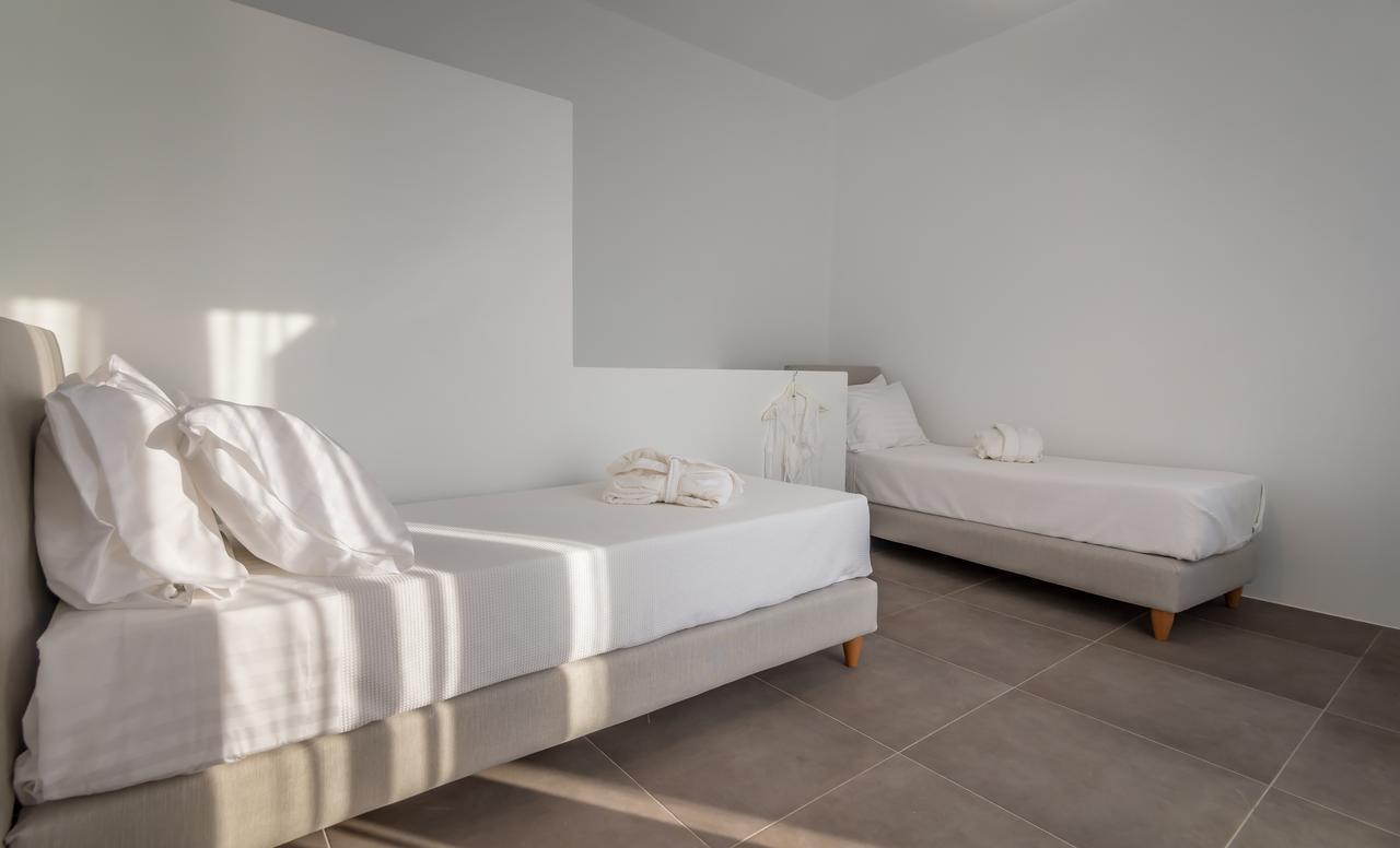 Milos Waves Luxury Apartments Pollonia Exteriör bild